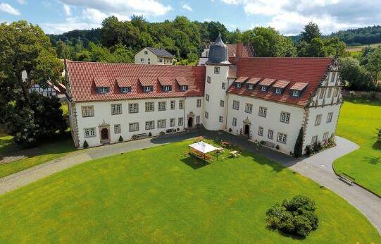Schloss Buchenau - Photo3