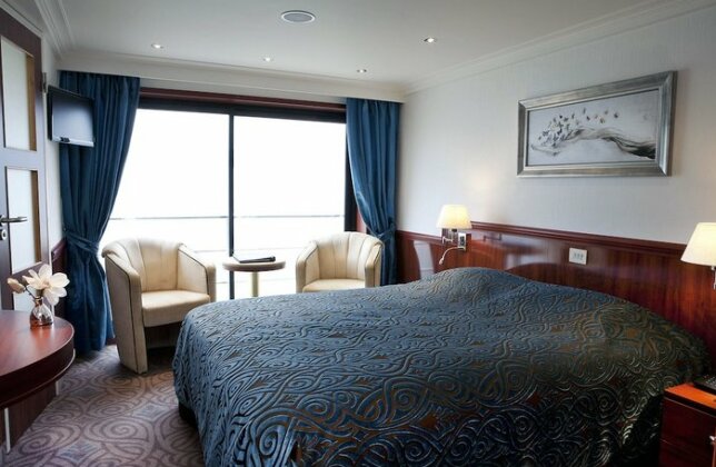 Crossgates Hotelship 4 Star - Altstadt - Koln - Photo5