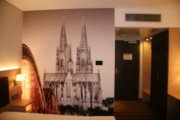 Hotel Fortune Cologne - Photo5