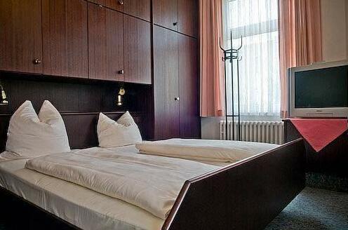Hotel Schavu - Photo2