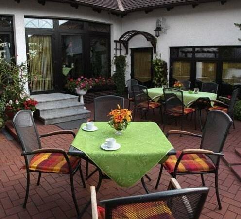 Pension & Gasthaus Kahren - Photo3
