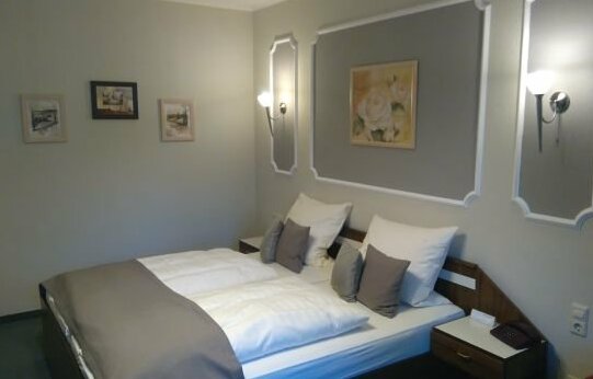 Hotel Weisse Taube Dobeln - Photo3