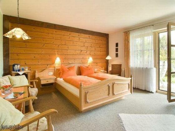 Pension Landhaus Riedelstein - Photo4