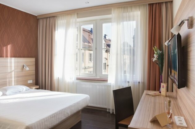 Star Inn Hotel Premium Dresden im Haus Altmarkt by Quality - Photo4