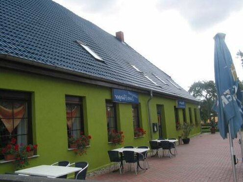 Restaurant & Pension Zum Flieger - Photo2