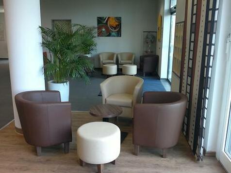 Holiday Inn Express Duesseldorf City Nord - Photo2