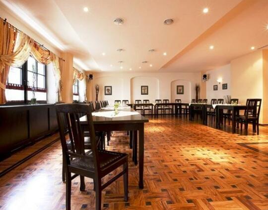 Hotel Weisses Ross Elsterwerda - Photo3
