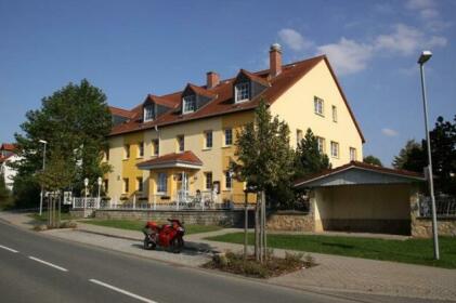 Gasthaus & Hotel Zur Linde Tonndorf