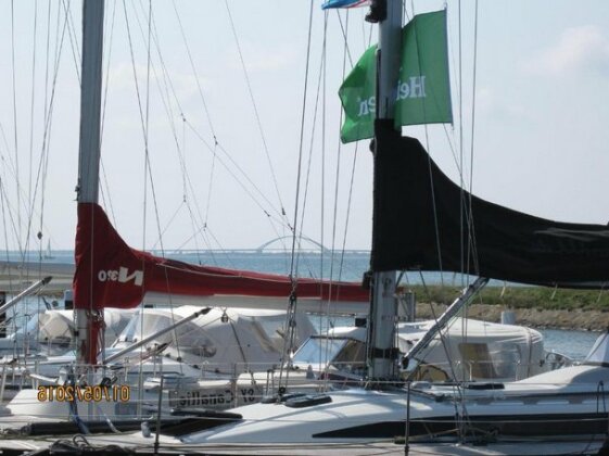 Hafenidylle-Orth-auf-Fehmarn - Photo4