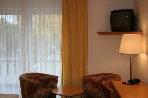 Hotel Restaurant Schutzenhof - Photo3