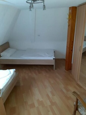 Apartment Oeffingen 77 - Photo3