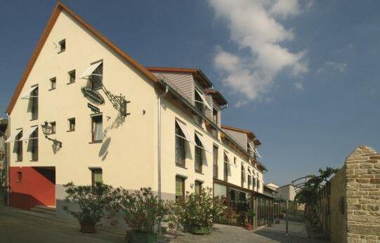 Landhotel im Klostereck Strubel-Roos