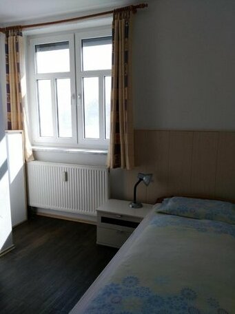 Moebliertes Zimmer mit eigenem Bad in Forchheim Reuth - Photo3