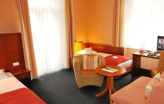 Hotel Minerva Freiburg im Breisgau - Photo4