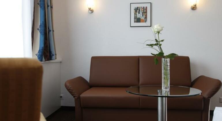 Hotel Warteck - Photo4