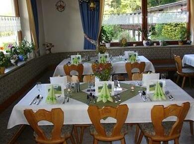 Landhotel Waldesruh - Photo3
