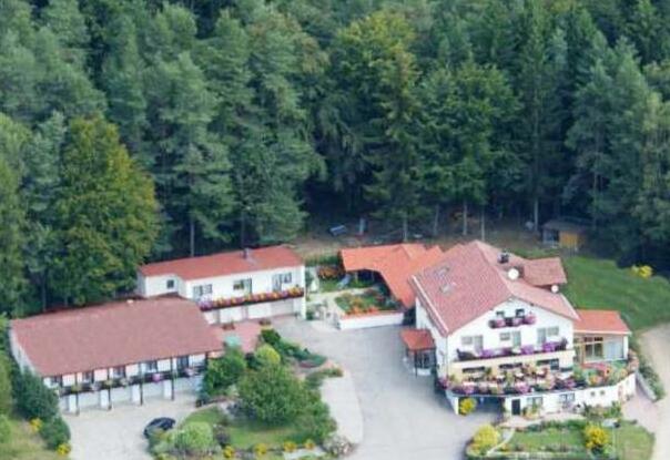 Landhotel Waldesruh - Photo4