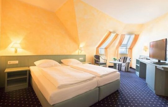 Hotel Astoria Gottingen - Photo2
