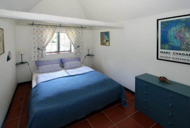 Our thatched house - Photo2
