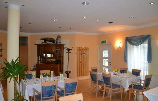 Landhotel Zum Nicolaner - Photo2