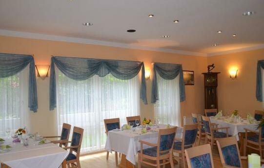 Landhotel Zum Nicolaner - Photo4