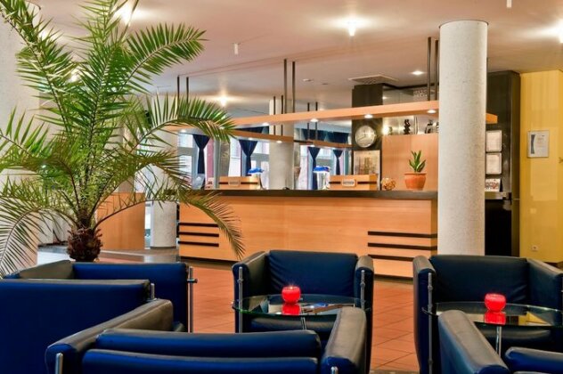TRYP by Wyndham Halle - Photo3