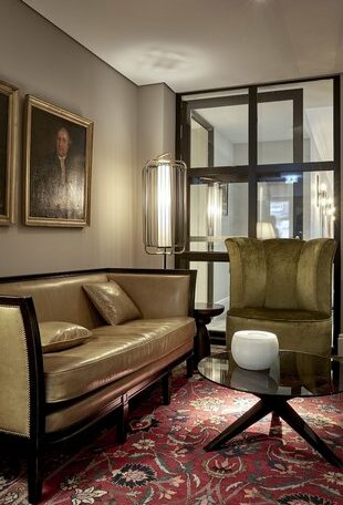 Sir Nikolai Hotel - Photo3
