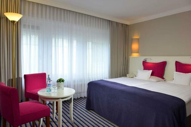 Best Western Premier Parkhotel Kronsberg - Photo4