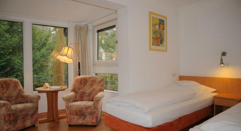 Hotel Hubertus Hannover - Photo4