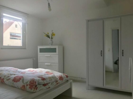 Rent-a-Stay Apartments Near Exhibition Centre - Photo4