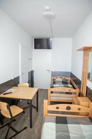 Monteurwohnung - Hostel - Zimmer - Hotel easy - Photo2