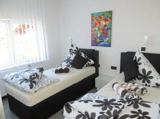 Pension Kessler Kirkel - Photo4