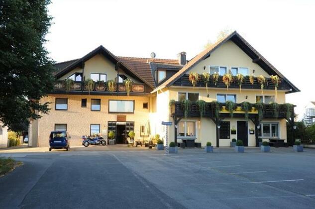 Hotel Garni Zum Grunen Baum
