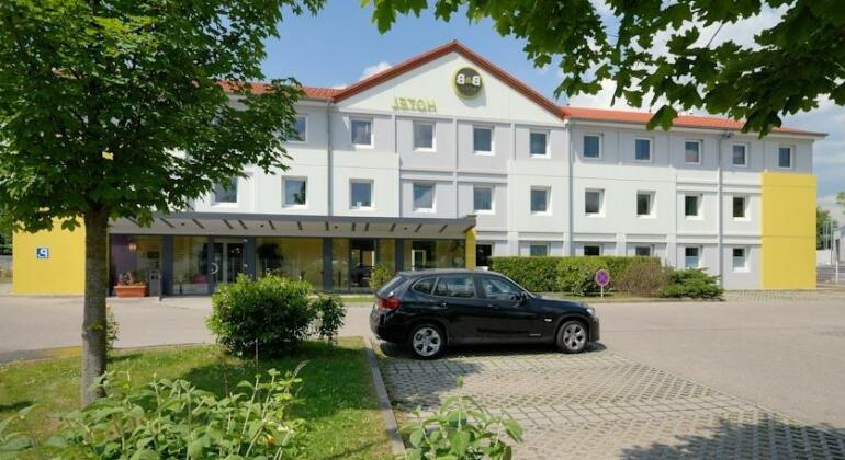 B&B Hotel Ingolstadt - Photo2