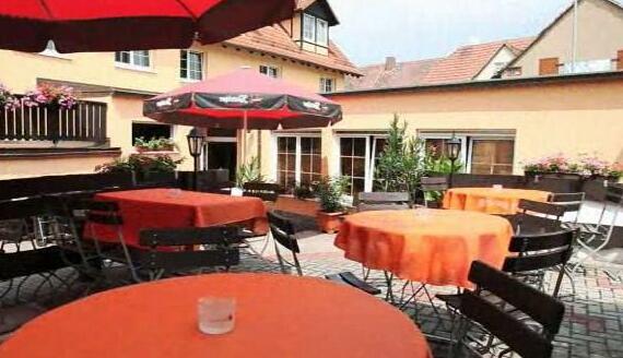 Hotel & Restaurant Zur Weintraube - Photo2