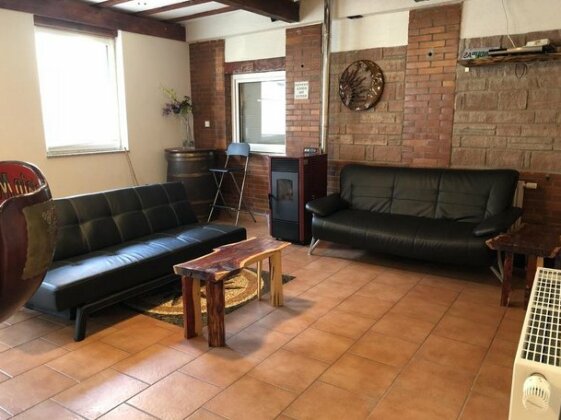 Rustic Apartments - Photo3