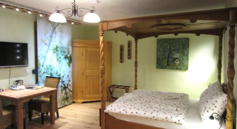 Cleo's Hotel Kallstadt - Photo5