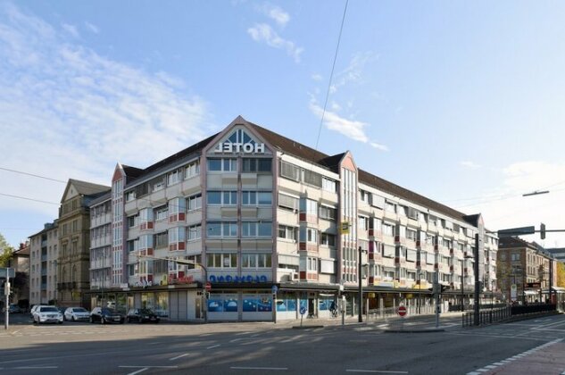Hotel am Karlstor - Photo2