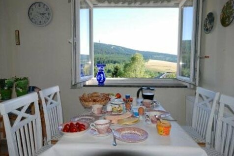 Ferienwohnungen im Erzgebirge mit Blick auf den Klinovec Keilberg - Photo2