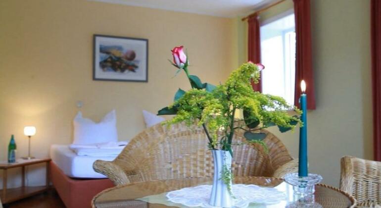 1 Deutsches Kartoffel-Hotel - Photo2