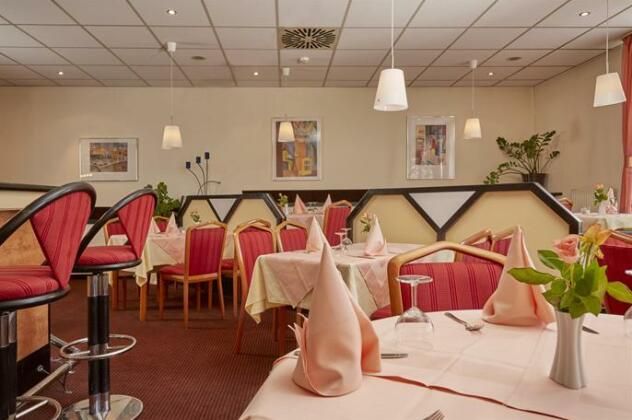 Taste Smart Hotel Lampertheim - Photo3
