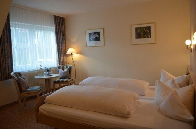 Castell Hotel & Restaurant - Photo5