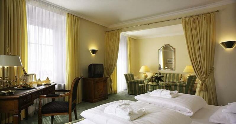 Hotel Bayerischer Hof Lindau - Photo3