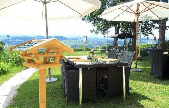 Hotel Alpina Lindenberg im Allgau - Photo3