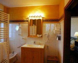 Greys Hotel Lohme - Photo4