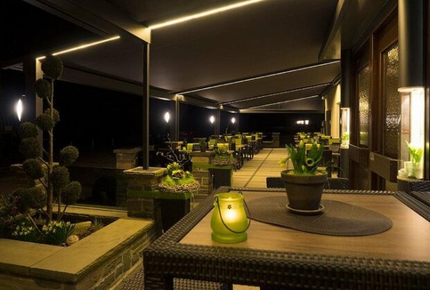 Restaurant - Pension Im Pfenn - Photo2