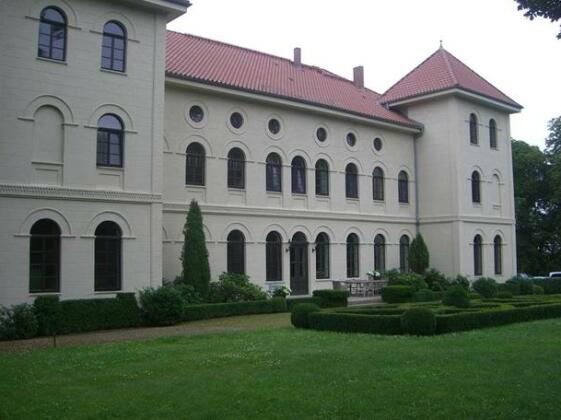 Schlosshotel Marihn