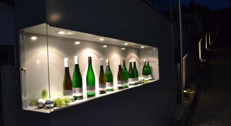 Weingut-Aparthotel Olinger - Photo2