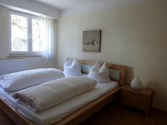 Linden 1 - Photo3