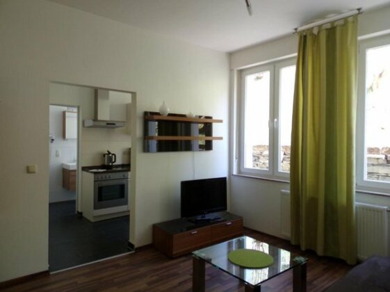Linden 4 - Photo2